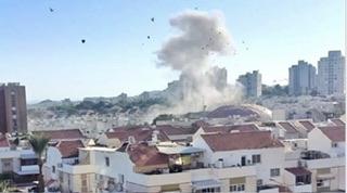 هجومٌ بطائرة مسيّرة إنتحاريّة على إيلات (فيديو)