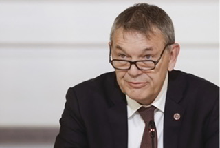 “الأونروا”: لا مكان آمن في غزة.. ولم يعد لدينا أي كمية من الفيول