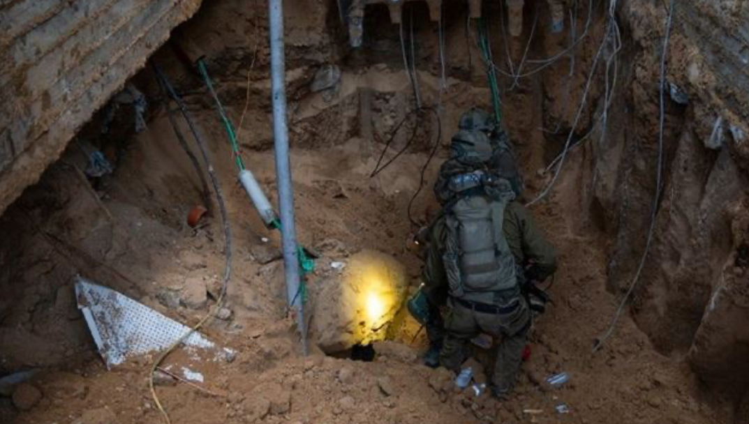 عين إسرائيل ليست على أنفاق غزة... الهدف أبعد من ذلك!