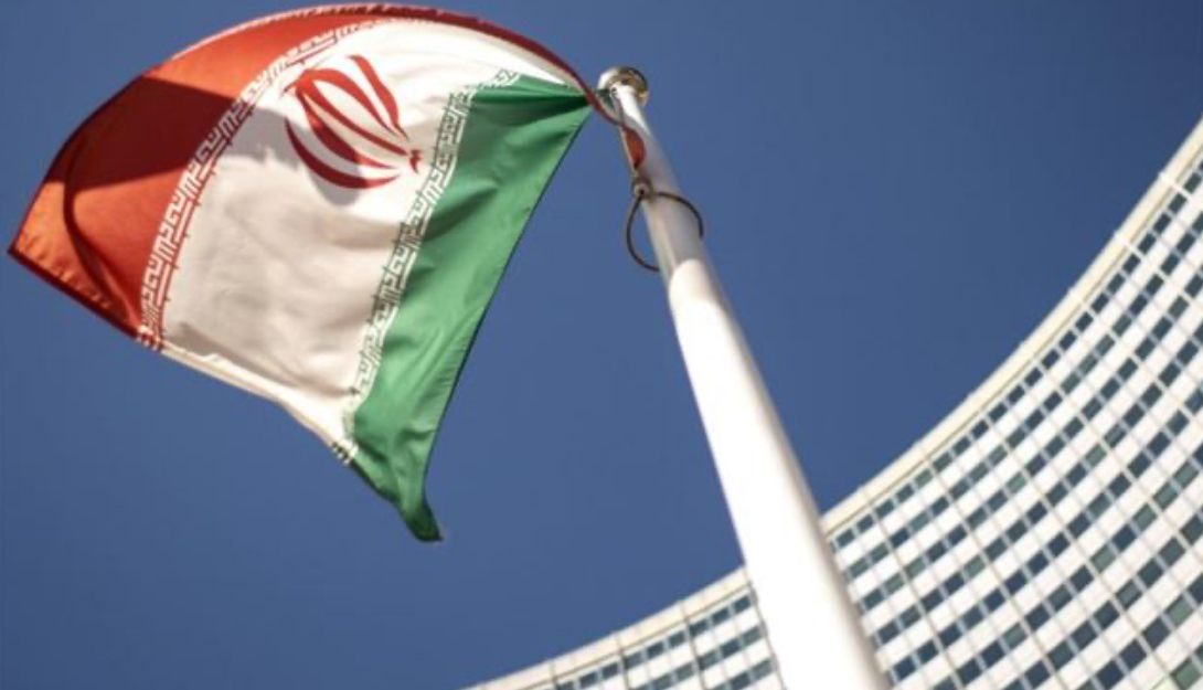 إيران تُهدد إسرائيل باستخدام قوتها "بِشكل فعال"!