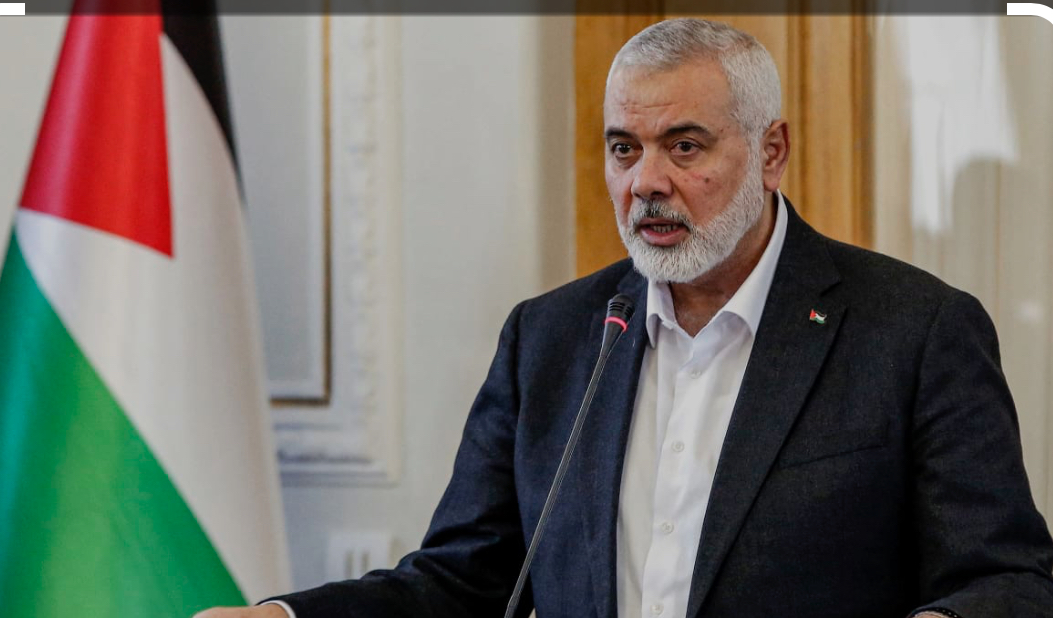 هنية يلتقي رئيس لجنة الحوار اللبناني الفلسطيني باسل الحسن في قطر،