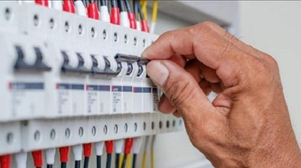 وزارة الطاقة والمياه تصدر تسعيرة المولدات الكهربائية الخاصة في تشرين الاول