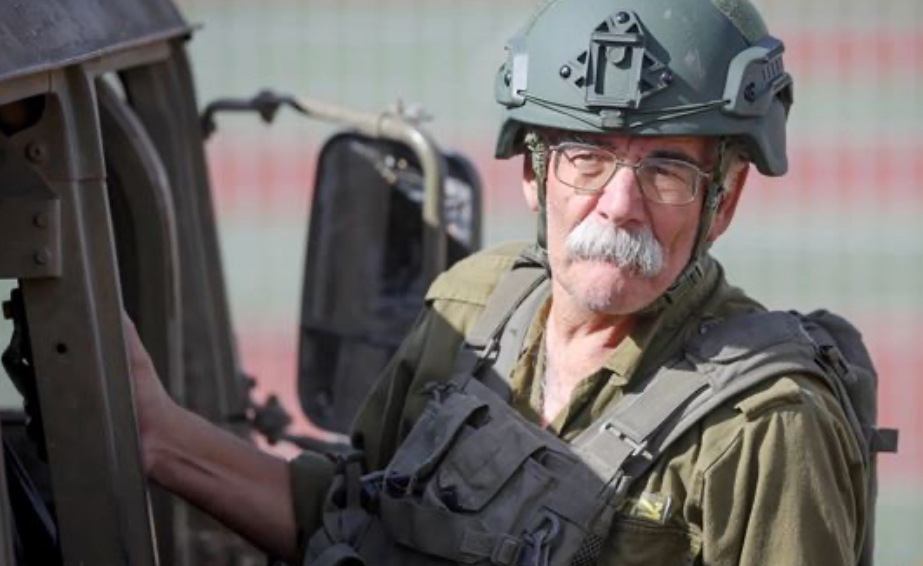 بعد مقتل مؤرخ إسرائيلي في الجنوب... رئيس أركان "غولاني" يطلب الاستقالة