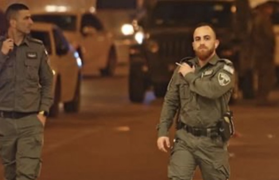 إسرائيل تعتقل جنديين إسرائيليين بتهمة العمالة!