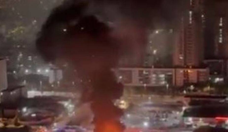 انفجارات تهزّ "بات يام": حريق بحافلات في تل أبيب