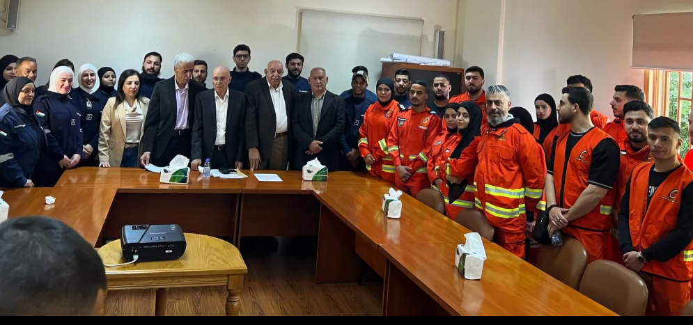 أفواج الإطفاء الفلسطينية تُلبي دعوة تجمع الهيئات الأهلية