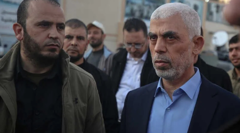 السنوار وخطة الخداع: وثائق من غزة تفضح التفاصيل