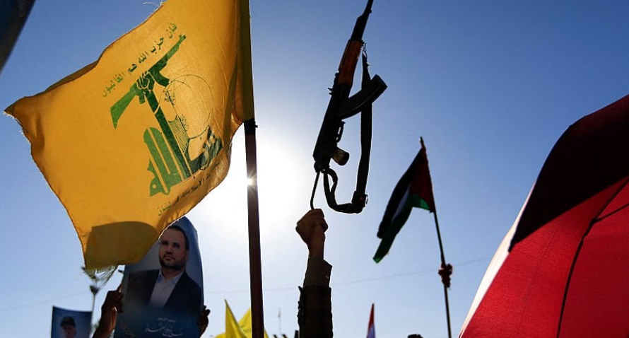"العدو يراهن على الفتنة الداخلية"... بيروت ستكون النقطة التاسعة إذا سُلّم السلاح!