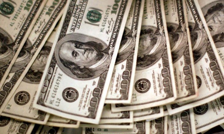 بداية ضعيفة للدولار في 2026 بعد أكبر انخفاض له في 8 سنوات