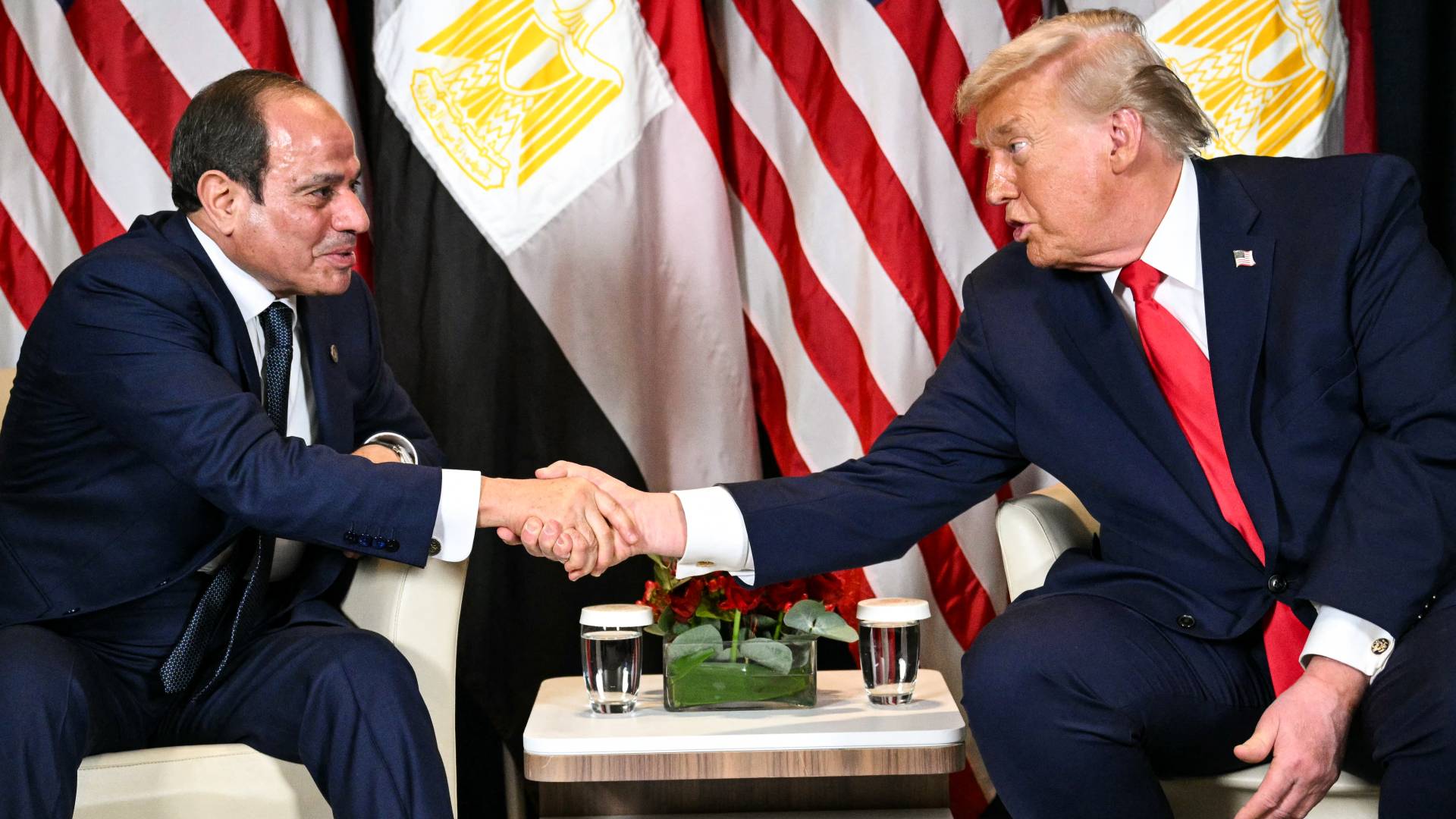 "إنجليزيتك أفضل منا".. ترمب يمازح السيسي ويكشف كواليس علاقتهما القديمة