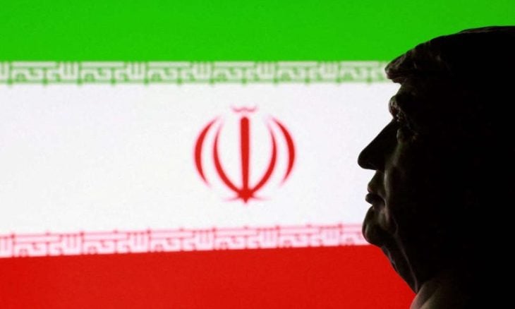 إعلام عبري: إدارة ترامب بعثت برسائل لطهران لعقد مفاوضات