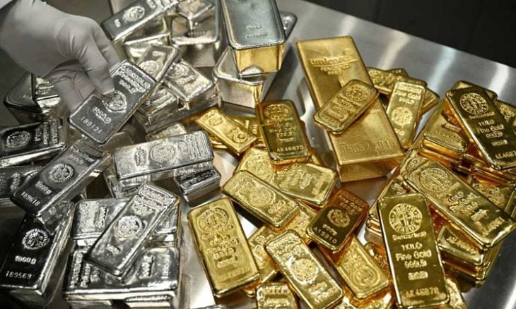 الذهب والفضة ينتعشان بعد هبوط بفضل عمليات الشراء