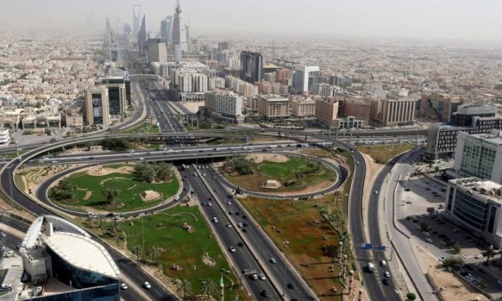 سماع دوي انفجارات في شرق الرياض