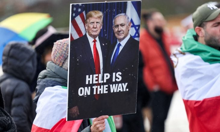 إسرائيل تحاول منع الاستنزاف وحسم الحرب مع إيران باستهداف نفطها وضم العرب لها