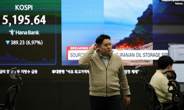 مؤشرات الأسهم الآسيوية تهوي جراء الحرب الإيرانية