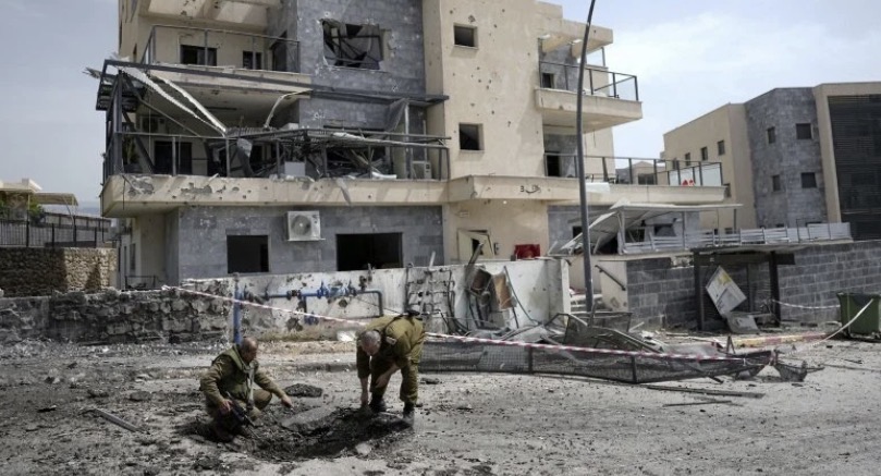 معادلة حزب الله الجديدة: أكثر من 850 صاروخًا منذ اندلاع الحرب