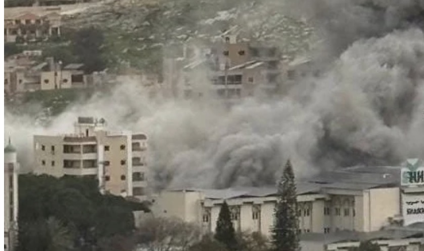 التصعيد يتدحرج... غارة قرب مستشفى في تول واستهدافٌ عنيف لمشغرة