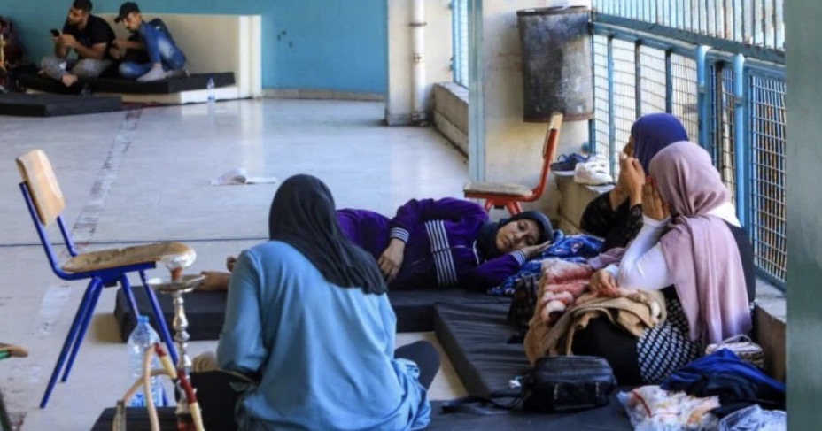 الحرب غيّرت وجه المدارس والتعليم يقاوم الغارات