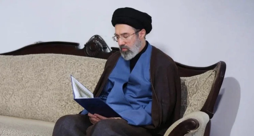 الخليج على مفترق التحوّل… خامنئي يرسم "النظام الجديد"