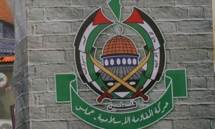 صحيفة عبرية.. تجنيد عناصر وتكديس أسلحة: حماس حاضرة وفاعلة وحاكمة