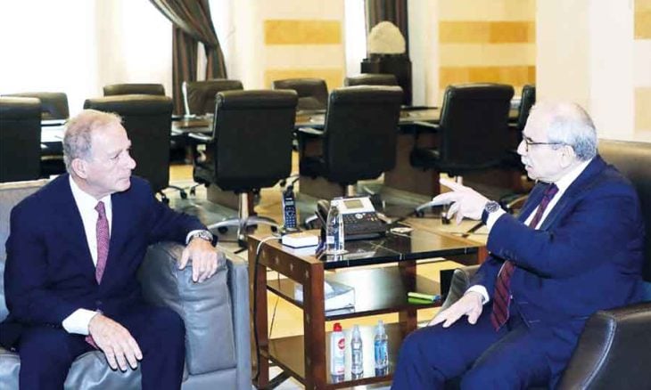 عون ماض في خيار المفاوضات لإنقاذ لبنان… فماذا عن معادلة حزب الله؟