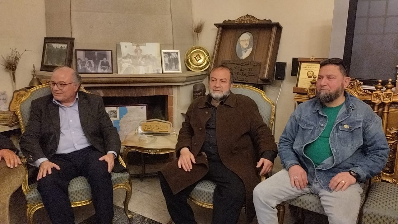 وفود تزور النائب جهاد الصمد وتثمّن مواقفه الوطنية
