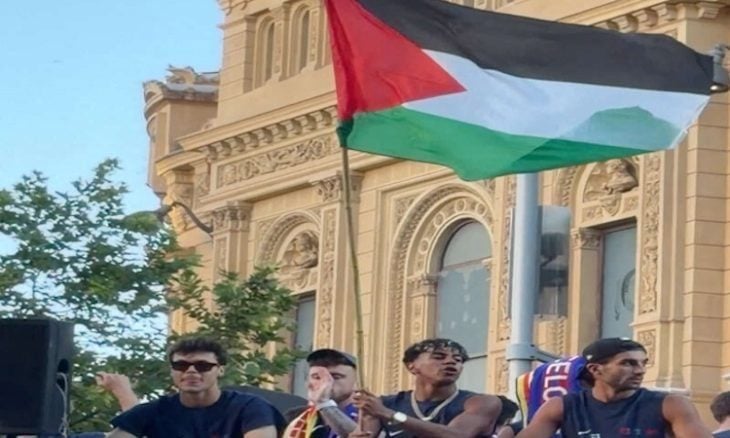 رئيس الوزراء الإسباني يدافع عن يامال ضد هجوم إسرائيل