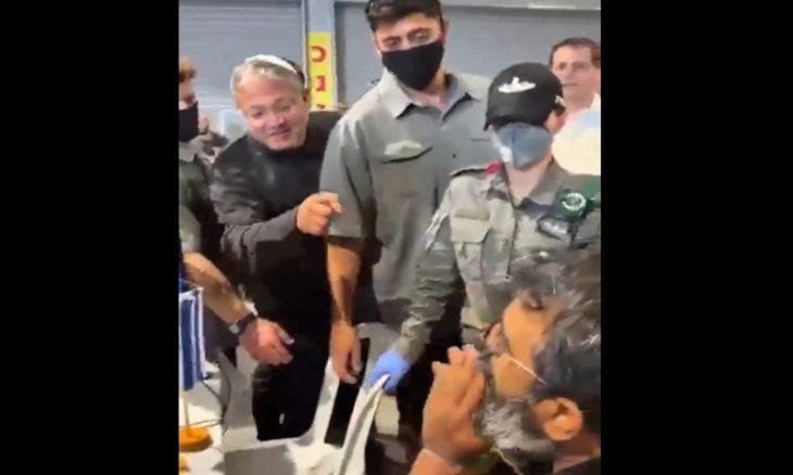 بن غفير ينكّل بناشطي أسطول الصمود بعد اعتقالهم- (فيديو)