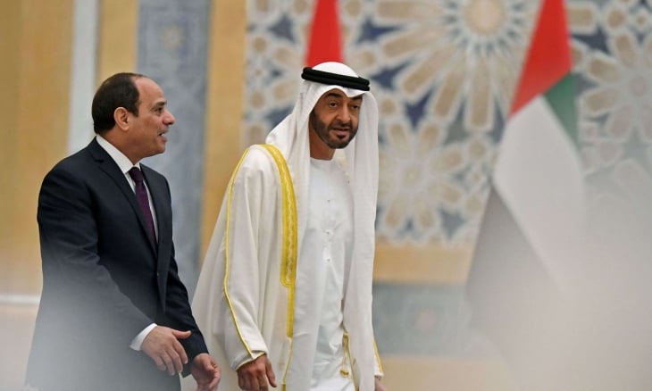 إيكونوميست: “أم الدنيا ضد دولة ناشئة”.. على مصر أن تكون حريصة وألا تغضب الإماراتيين