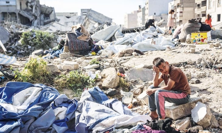 إسرائيل حولت عيد الأضحى ليوم دموي في غزة ولبنان ونتنياهو يحاول إفشال خطط ترامب للخروج من متاهة إيران
