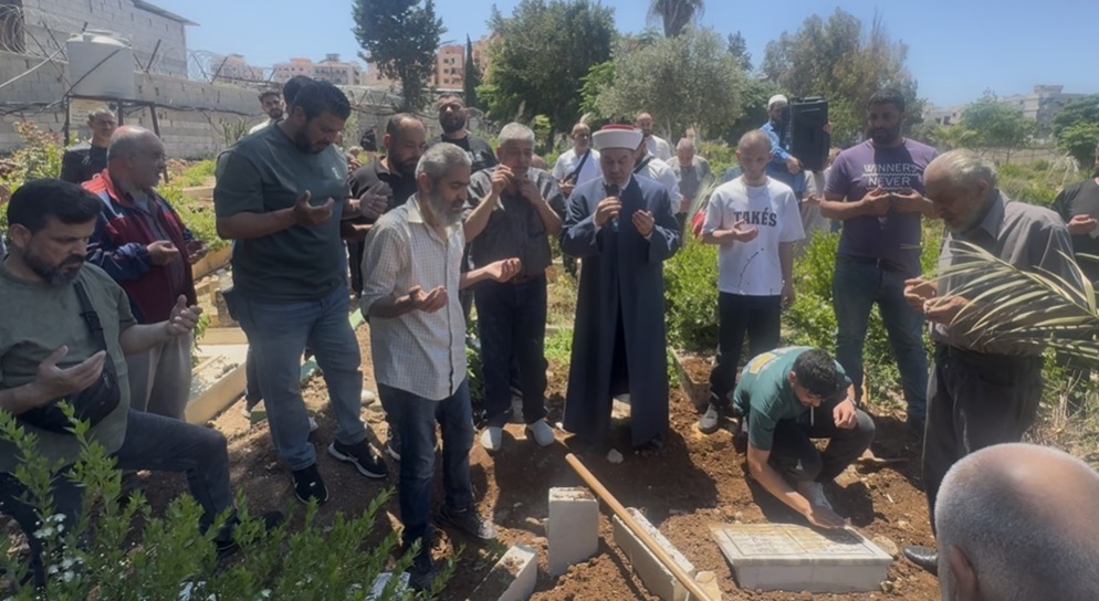 جنازة أختكم المرحومة *رجاء فيصل حسن* من أهالي فرادة /سكان مخيم البداوي .