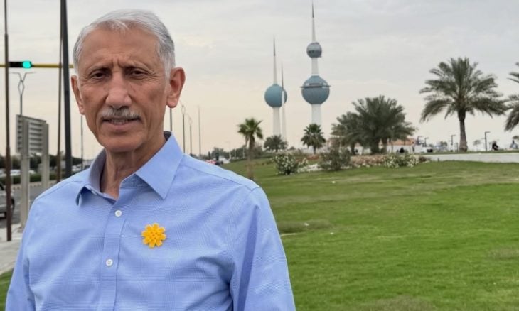 دفعة جديدة من سحب الجنسية في الكويت شملت 2193 شخصا بينهم كتاب وفنانون يتقدمهم الروائي طالب الرفاعي