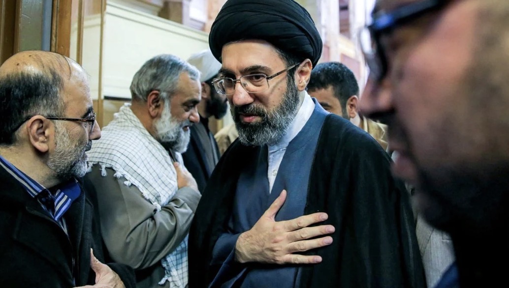 خامنئي يعطي الإذن... والتفاوض مع واشنطن ينطلق بشروط طهران