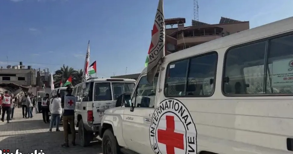 الإفراج عن 14 معتقلاً من قطاع غزة ونقلهم إلى مستشفى شهداء الأقصى عبر الصليب الأحمر