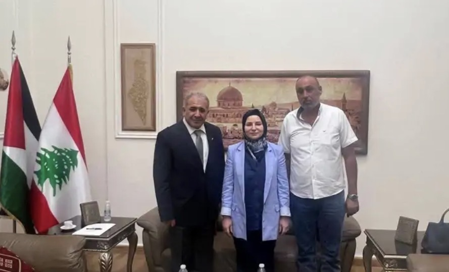 السفير الاسعد يستقبل المديرة العامة للشؤون السياسية واللاجئين فاتن يونس