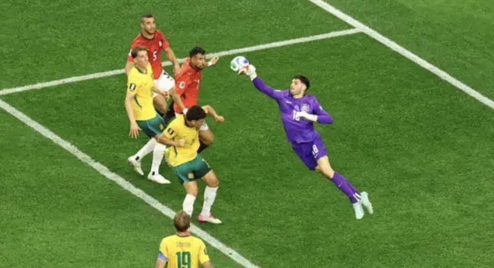 مصر تهزم أستراليا وتبلغ ثمن نهائي كأس العالم