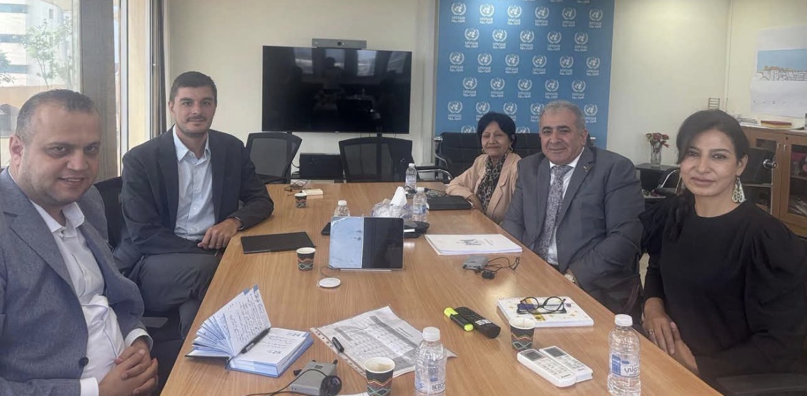 لقاء  بين السفير محمد الاسعد ونائب مديرة شؤون وكالة الاونروا* في لبنان