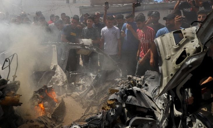استشهاد فلسطيني وإصابة اثنين في استهداف إسرائيلي وسط غزة- (صور وفيديو)