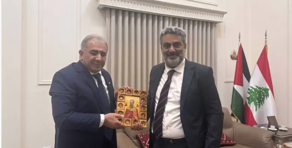 السفير الاسعد يستقبل مدير عام دار سائر المشرق الباحث والصحافي انطوان سعد