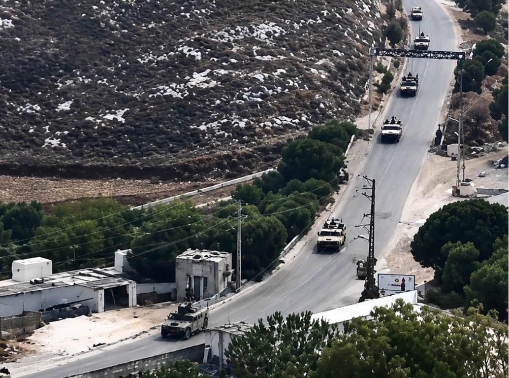 المرحلة التجريبية تبدأ... الجيش يدخل زوطر الغربية (فيديو)