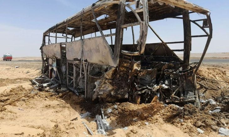 مصر.. وفاة 21 شخصا بينهم 10 أردنيين بانقلاب حافلة ركاب في جنوب سيناء